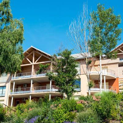 Lakeside Chalets Complex Apartments and Chalets.jpg